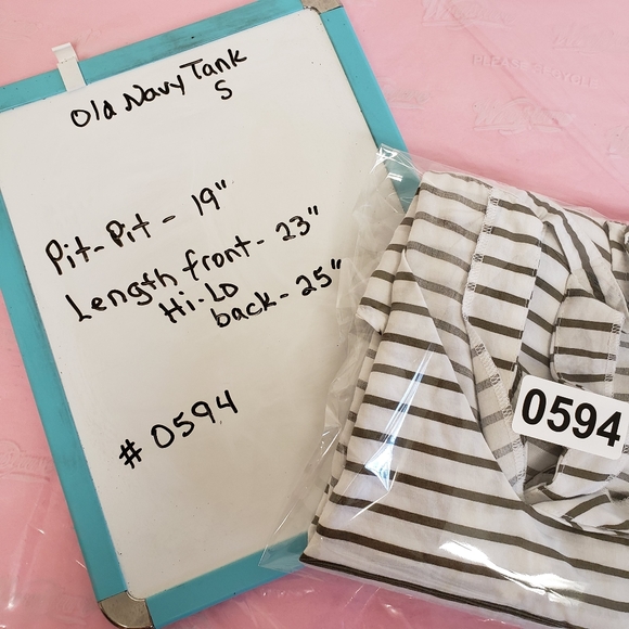 Old Navy Striped Tank sz S - Picture 4 of 4